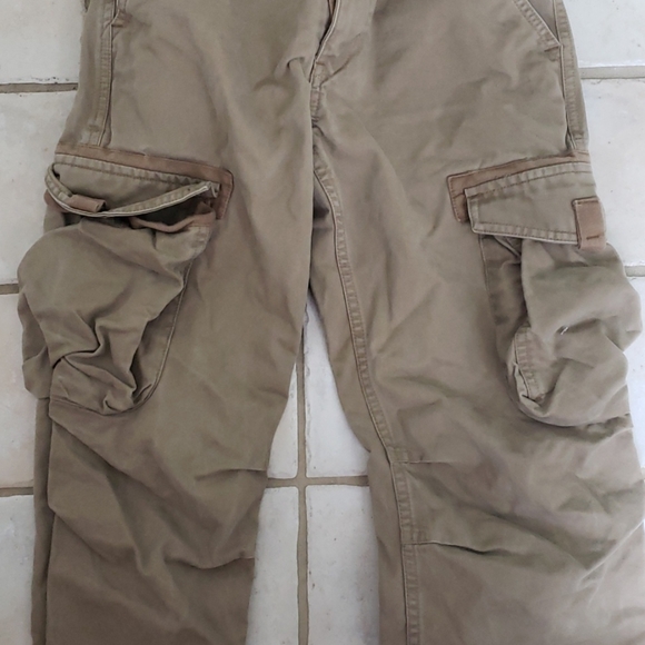 Khaki baggy pants with large side pockets, new - Picture 4 of 6